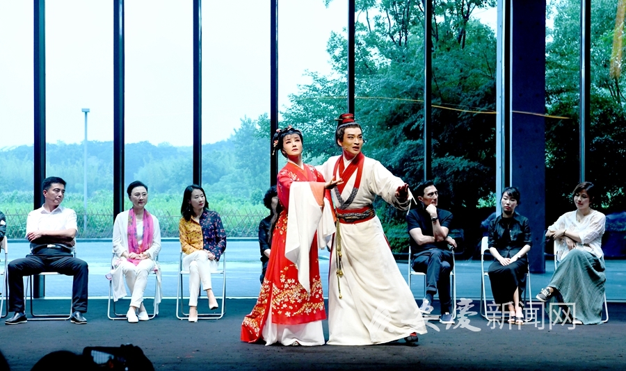 0842098340434921.jpg ShowImage.jpg