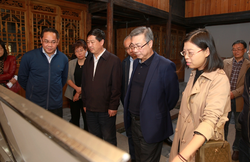 0854186691486687.jpg 大观亭.jpg