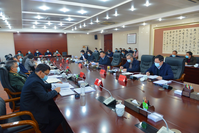 0909546056601070.jpg 2月6日,市委常委会召开.jpg