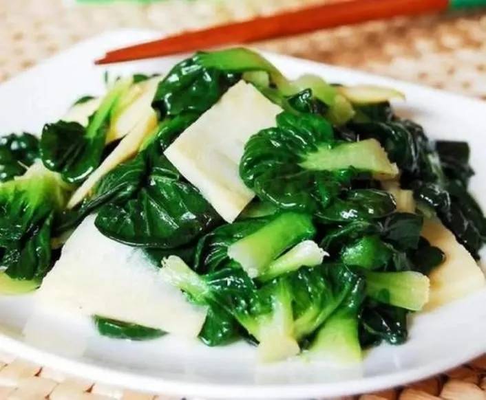 君踏菜.jpg