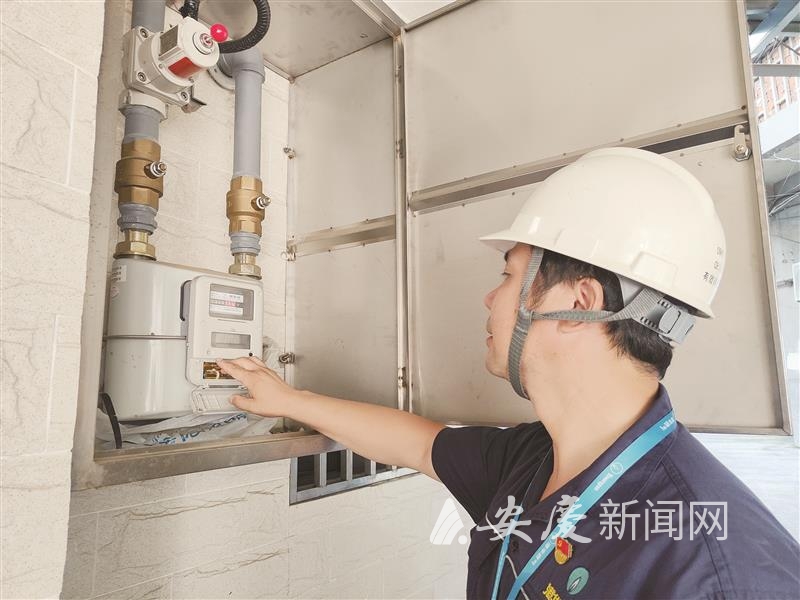 1010017413495575.jpg 13.jpg