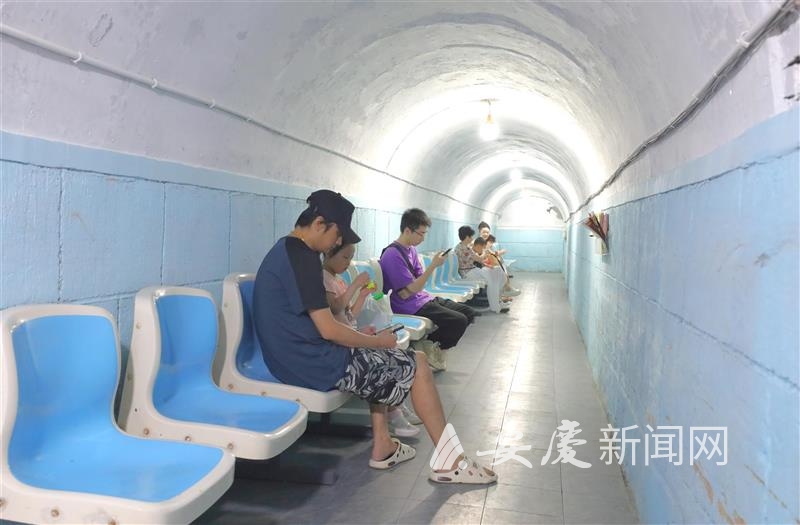 1054058937951289.jpg 444.jpg