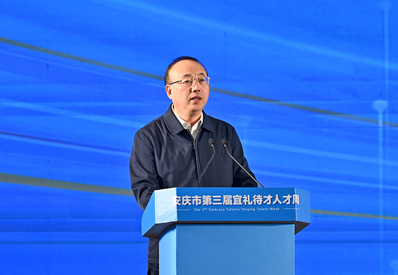 张书记.jpg