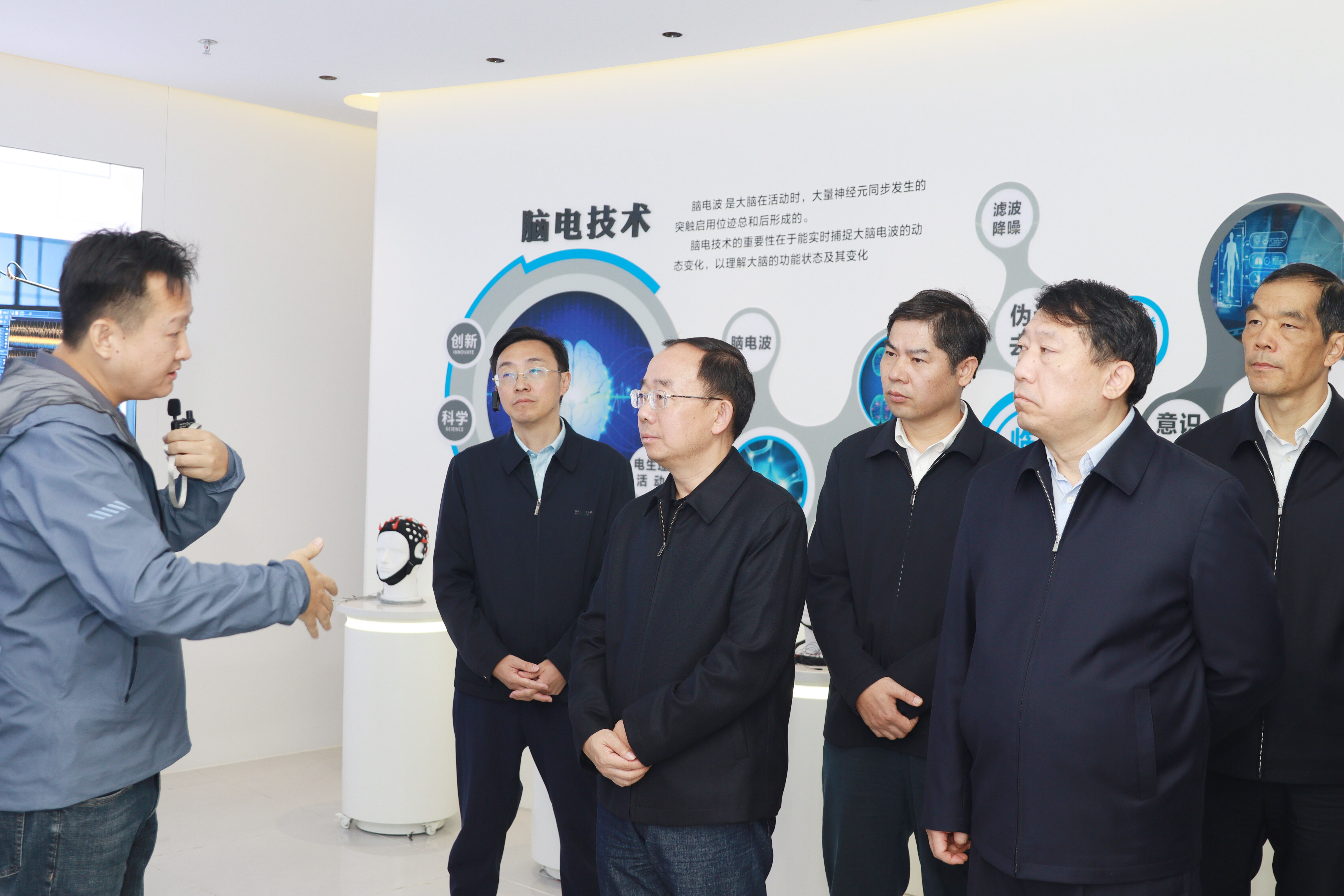 2227172365549026.jpg 微信图片_2025-10-25_222522_435.jpg
