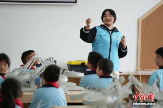 0932256347477362.jpg 2.jpg