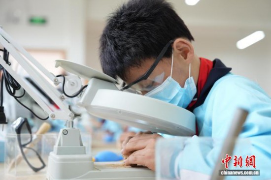 0932336389144287.jpg 3.jpg