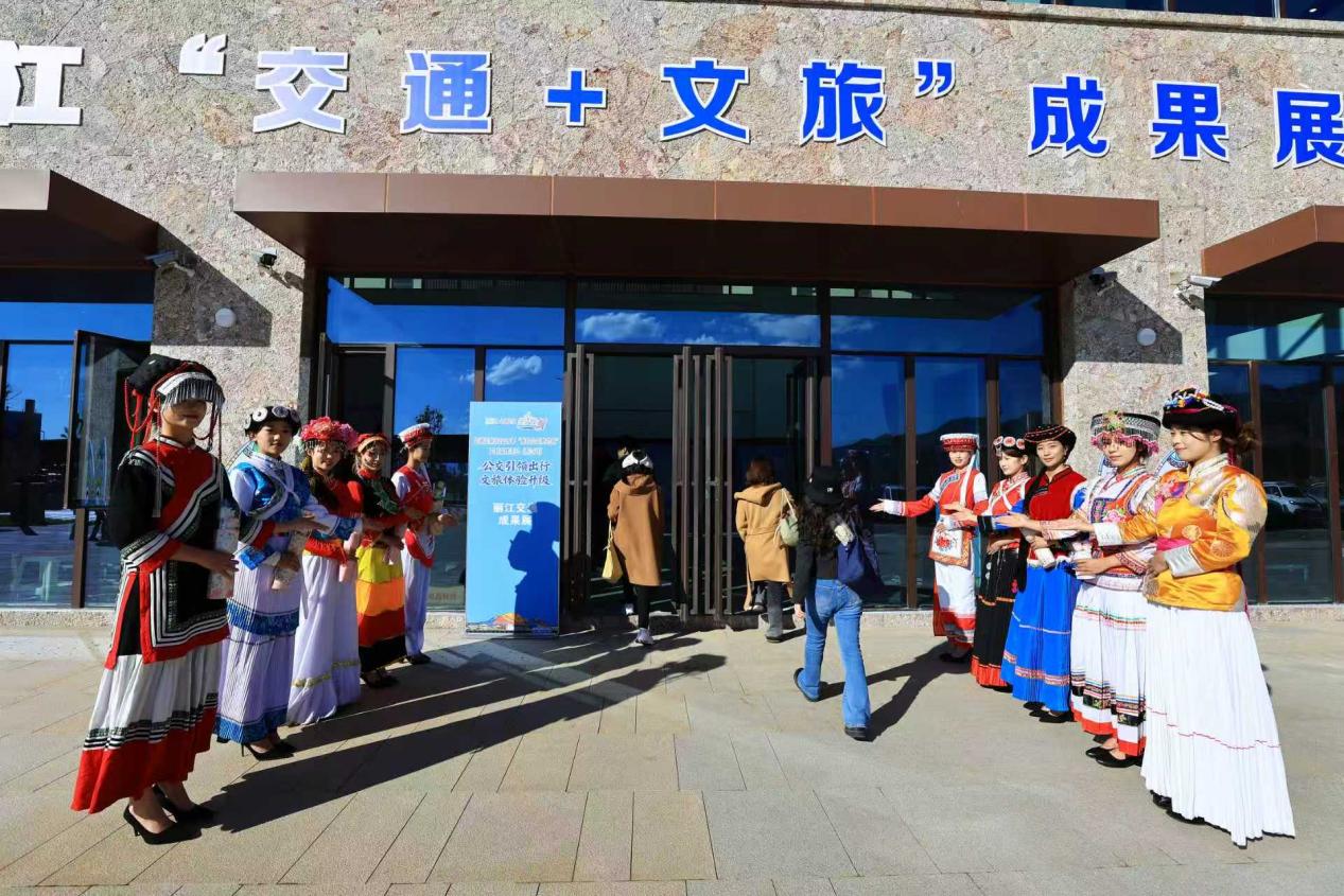 0911194370860239.jpg 3.jpg