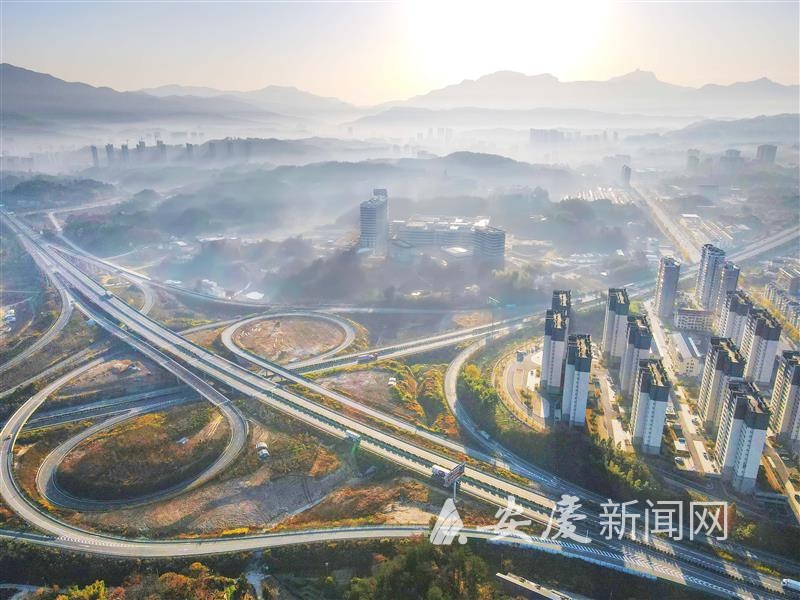 0934203727223180.jpg 11.jpg