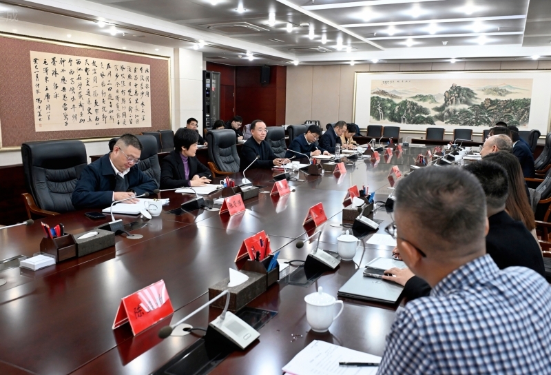 2044385929323482.jpg 1128书记会见.jpg