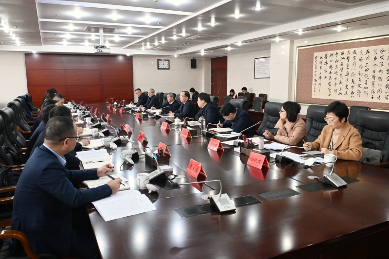 1926106720159059.jpg 上午会见.jpg