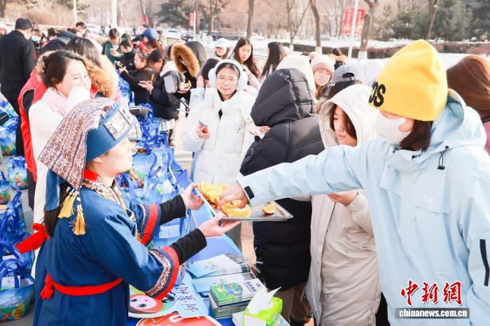 0835483977151886.jpg 2.jpg