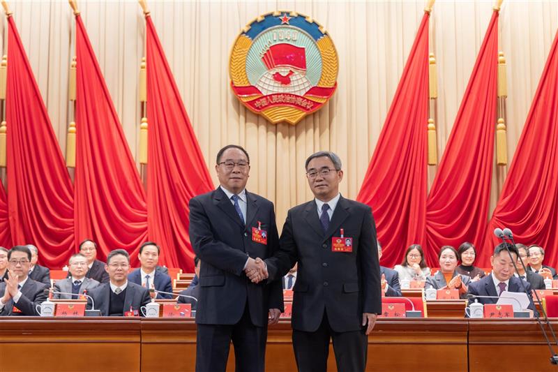 2337548081428702.jpg FBUWEWlyK9CAQQTIAAEsOrEd7_k723.jpg