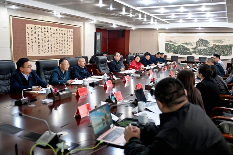 1819088255382609.jpg 书记1.jpg