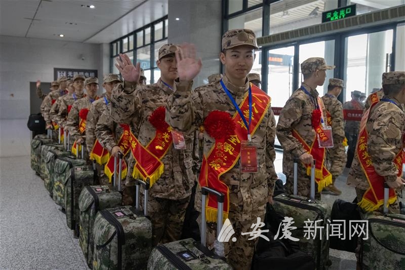 1044593589634030.jpg 14.jpg