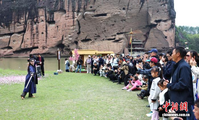 0846369294747101.jpg 3.jpg