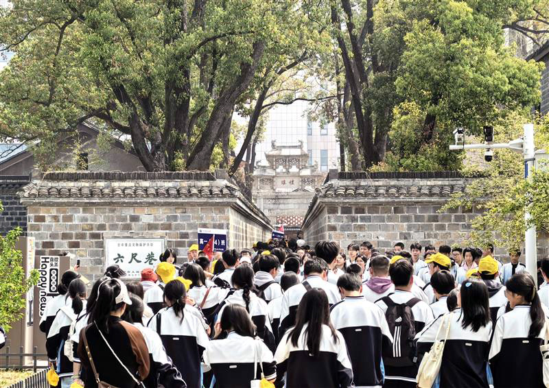 0847173094321737.jpg 14.jpg