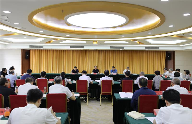 常委会001.jpg